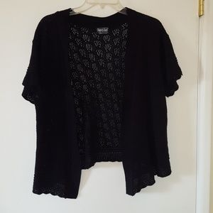 Loose knit, black, short sleeved cardigan